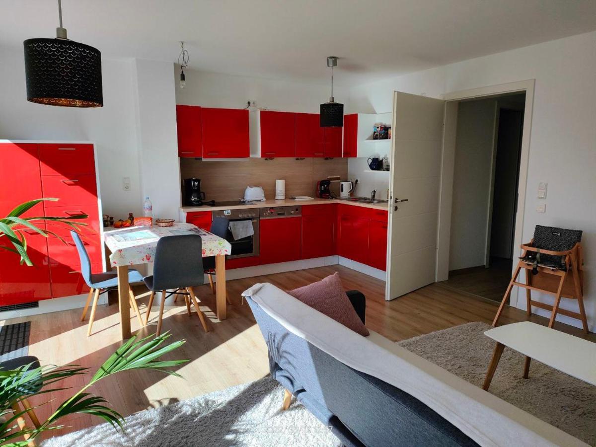 Tolle Wohnung In Fontanestadt نيوروبين المظهر الخارجي الصورة